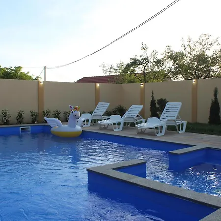 Solis - Private Heated Pool&jacuzzi
