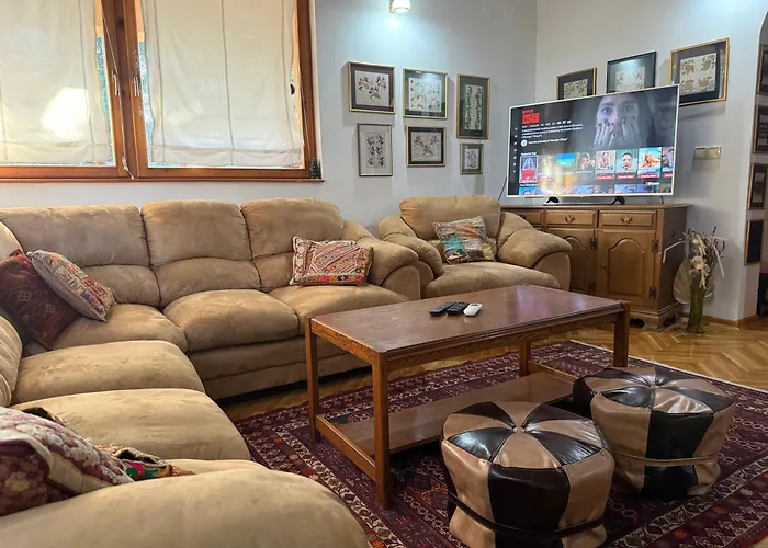 Solis Private Pool Jacuzzi 别墅 塞拉耶佛