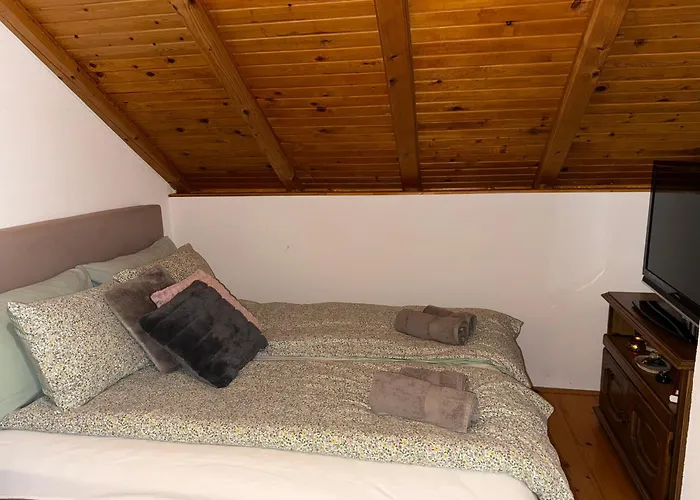 Solis Private Pool Jacuzzi