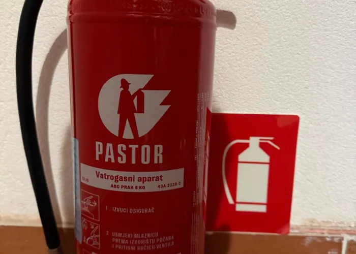 Solis Private Pool Jacuzzi 别墅 *